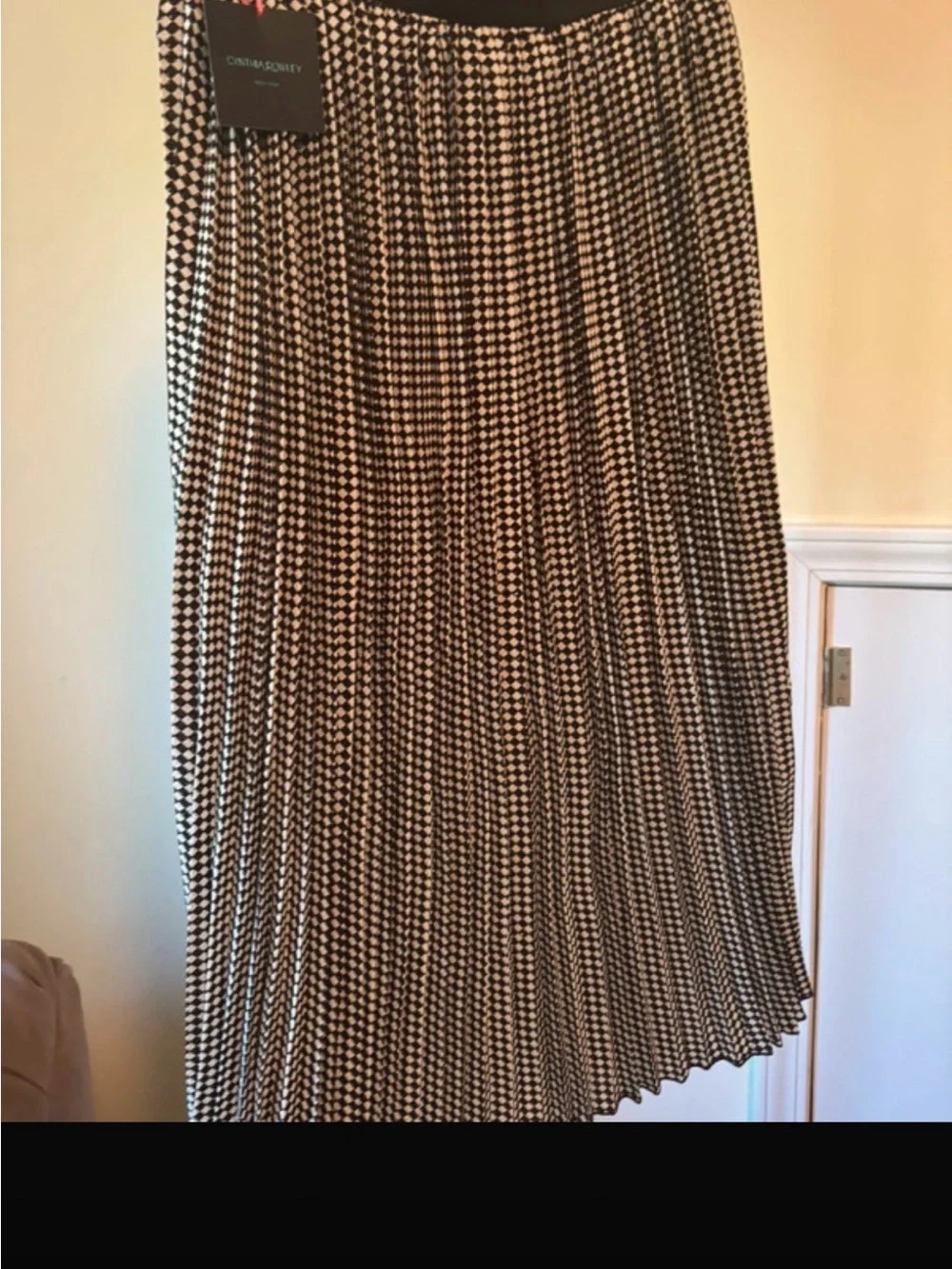 Christina Black & White Pleated Midi Skirt